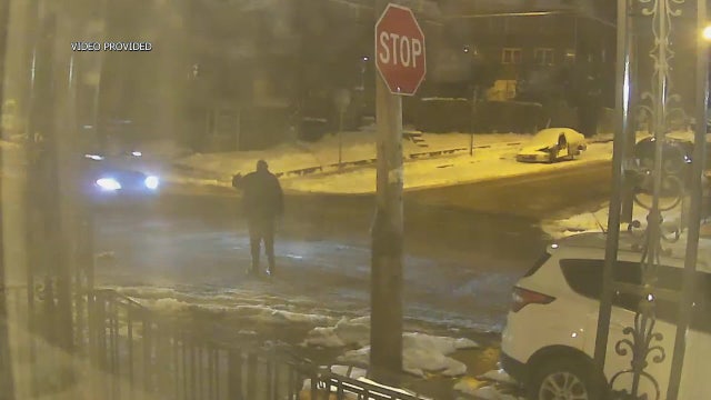 3 different vehicles sought after man killed in Fern Rock hit-and-run: police