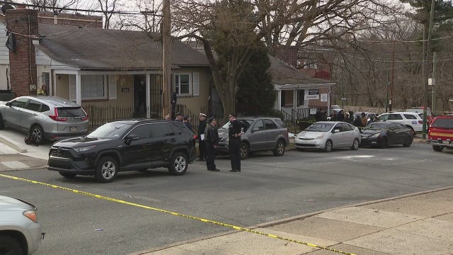 Family of 3 found dead inside Holmesburg home from suspected carbon monoxide poisoning, officials say