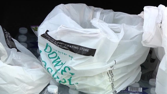 Newtown Council unanimously votes to ban single-use plastic bags