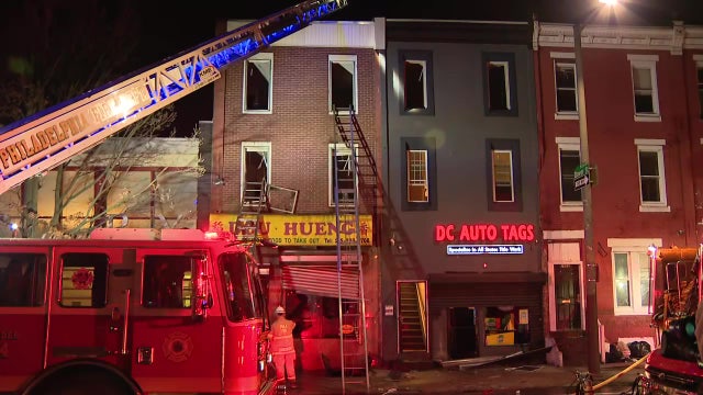 5 rushed to hospital after fire breaks out in North Philadelphia