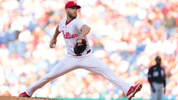 Zack Wheeler has no-hit bid for 7 1/3 innings as Phillies beat slumping White Sox 9-5