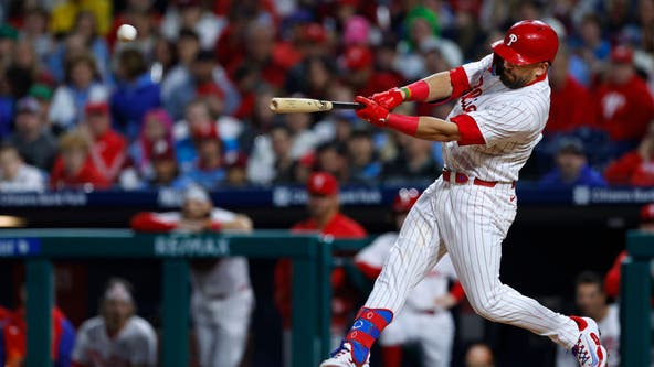 Schwarber homers twice and Sánchez pitches 6 strong innings as Phillies finish sweep of Rockies