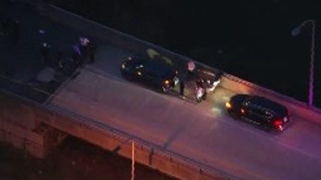 ATV rider still at large after 'intentionally' hitting officer on I-95 in South Philadelphia: police