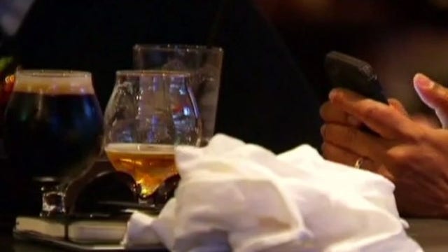 Why restaurant reservations may require a deposit, specific rules for large parties