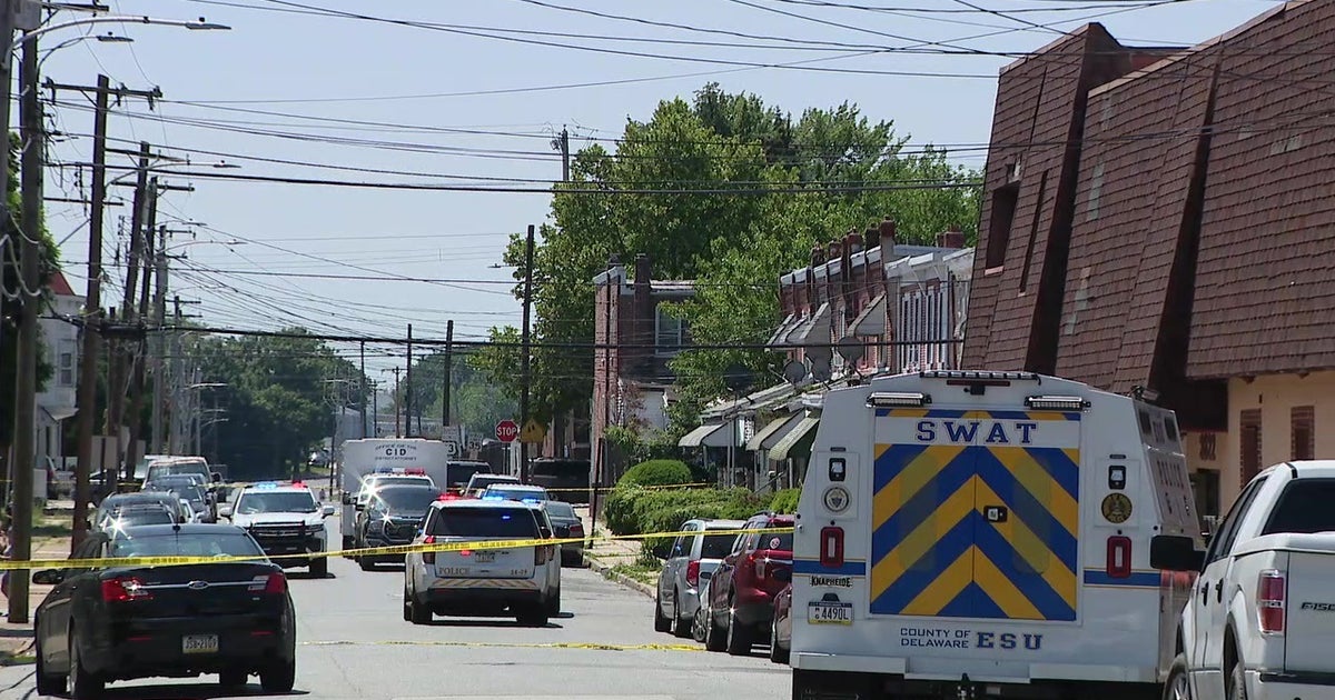Families, city officials react after 2 killed, 3 injured in shooting at ...