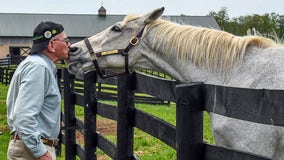 Oldest living Kentucky Derby winner still charming at 30