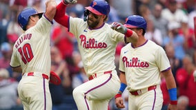 Harper homers, Wheeler strikes out 11 as Phillies complete 4-game sweep of Giants with 6-1 win