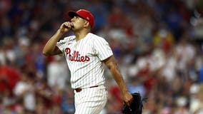 Suárez suffers first loss of season after Rockies beat Phillies 5-2