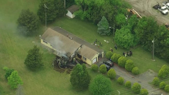 House fire kills man; injures woman, 5 police officers, 2 firefighters in Camden County: officials