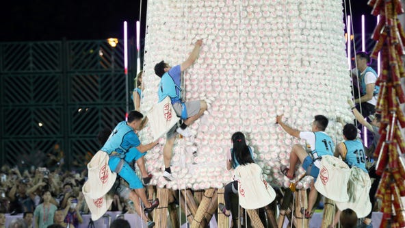 Hong Kong Bun Festival: Watch the bun-scrambling competition live