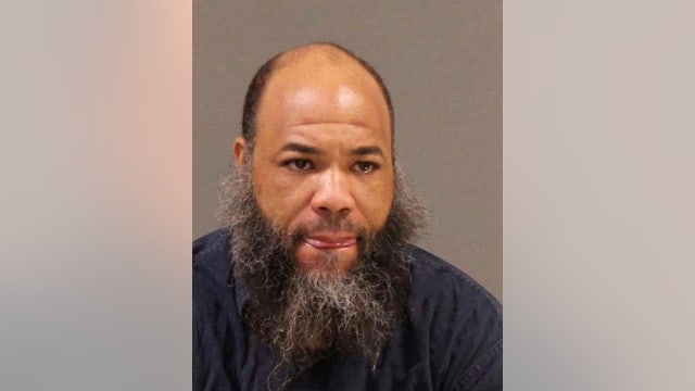 Suspect in wheelchair accused of shooting man outside Philadelphia corner store: police