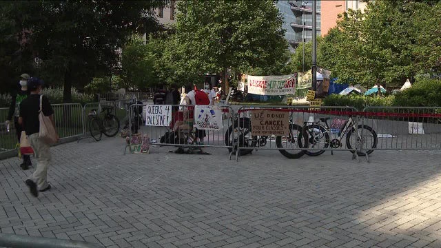Drexel students will start returning to class as pro-Palestinian protesters remain on campus