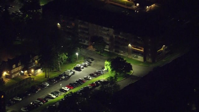 Suspect jumped from 4th-floor balcony after fatally shooting teen in Roxborough: police