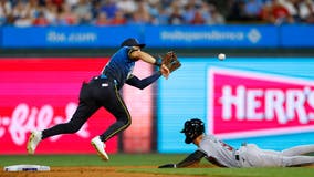 Diamondbacks hit 3 HRs, power way to 5-4 series-opening win over Phillies