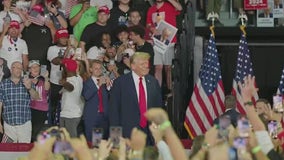 Donald Trump holds rally on Temple University campus