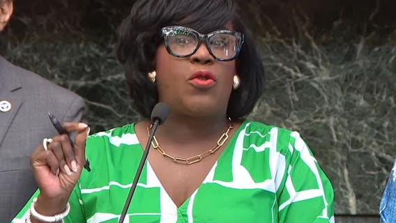 Mayor Parker urges PA leaders to close $1.4B education funding gap as Roc Nation’s new campaign faces backlash