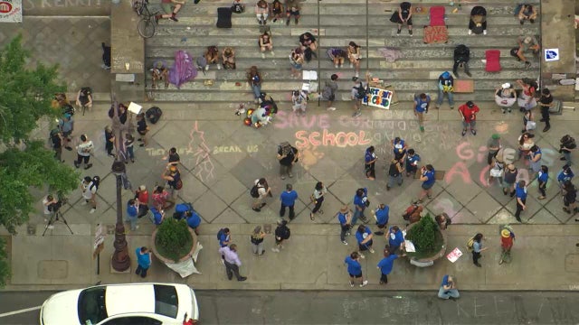 UArts students, staff still in dark on next steps ahead of Friday closure; City Council investigates