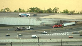 Parts of Vine Street Expressway shut down for hours near I-76 after 2 trucks collide