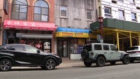 Armed jewelry store heist in Chinatown under investigation: police