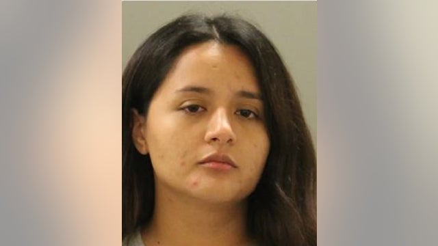 Delaware teacher accused of sending explicit photos to student over Snapchat: police