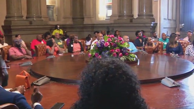 Ceremony held for artists using craft to help families who have lost loved ones to gun violence