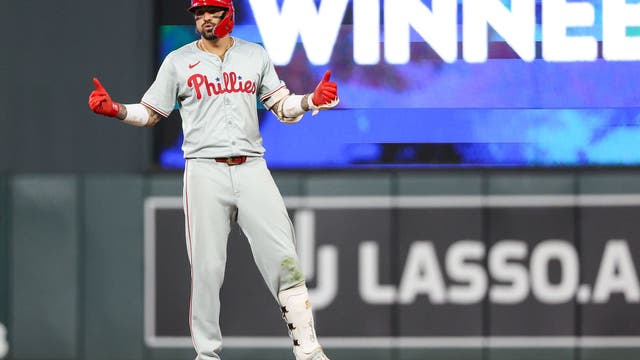 Castellanos has big hit in ninth, Wheeler throws 7 strong innings to lead Phillies past Twins 3-0