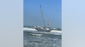 2 rescued from disabled sailboat in Ocean City: officials