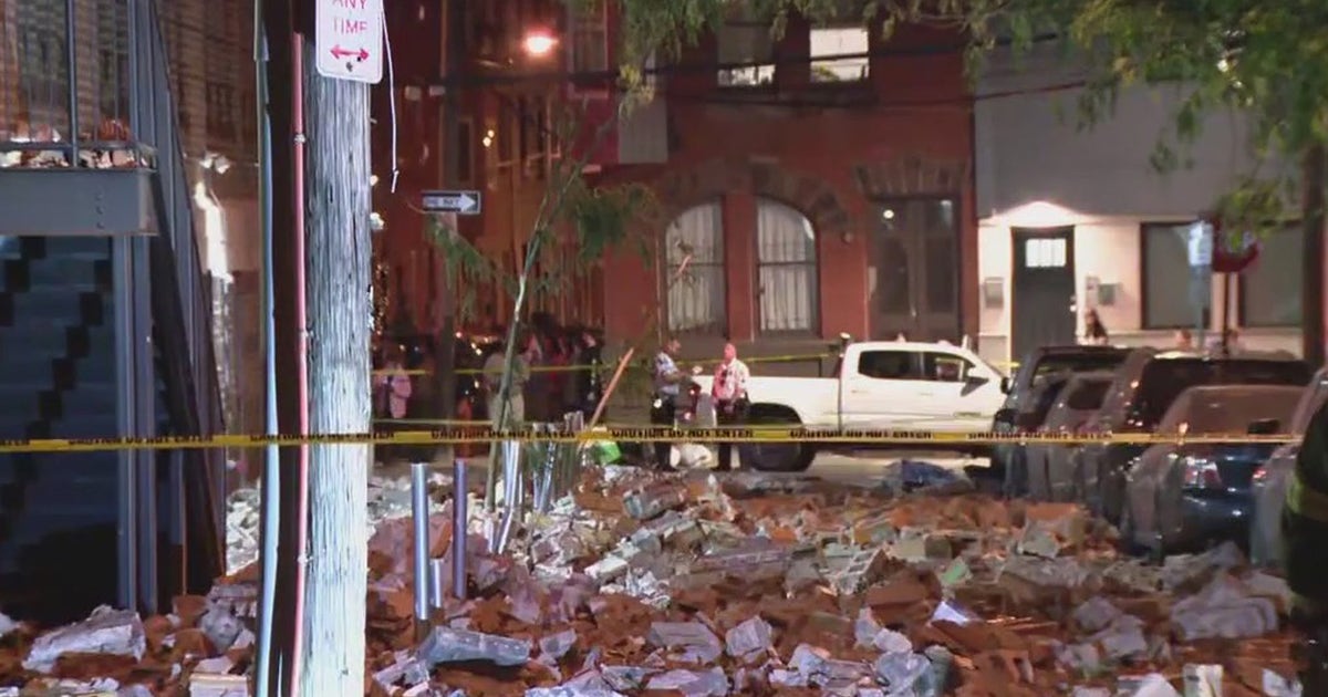 Apartment building partially collapses in North Philadelphia | FOX 29 ...