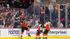 Couturier's hat trick lifts Flyers to 7-5 win over Wild, snapping 6-game losing streak