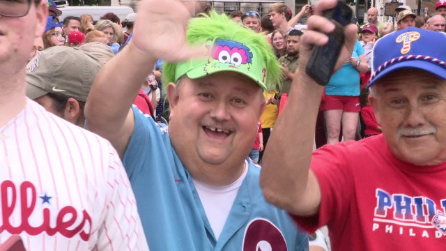 Phillies fans rally for Red October ahead NLDS games 1 and 2 at Citizens Bank Park