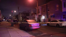 Suspects crawl through bedroom window, shoot man next to girlfriend in Philly home: police