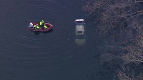 Woman, 77, dies after being rescued from car that rolled into Schuylkill River: police