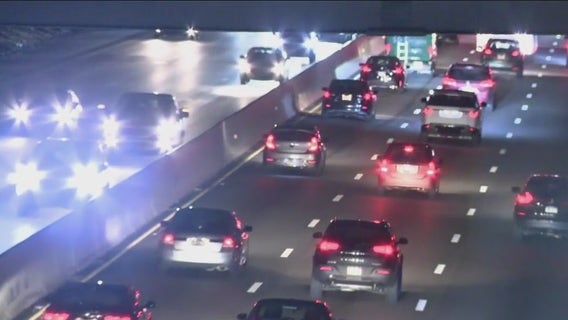 Thanksgiving eve travel: AAA predicts peak travel times