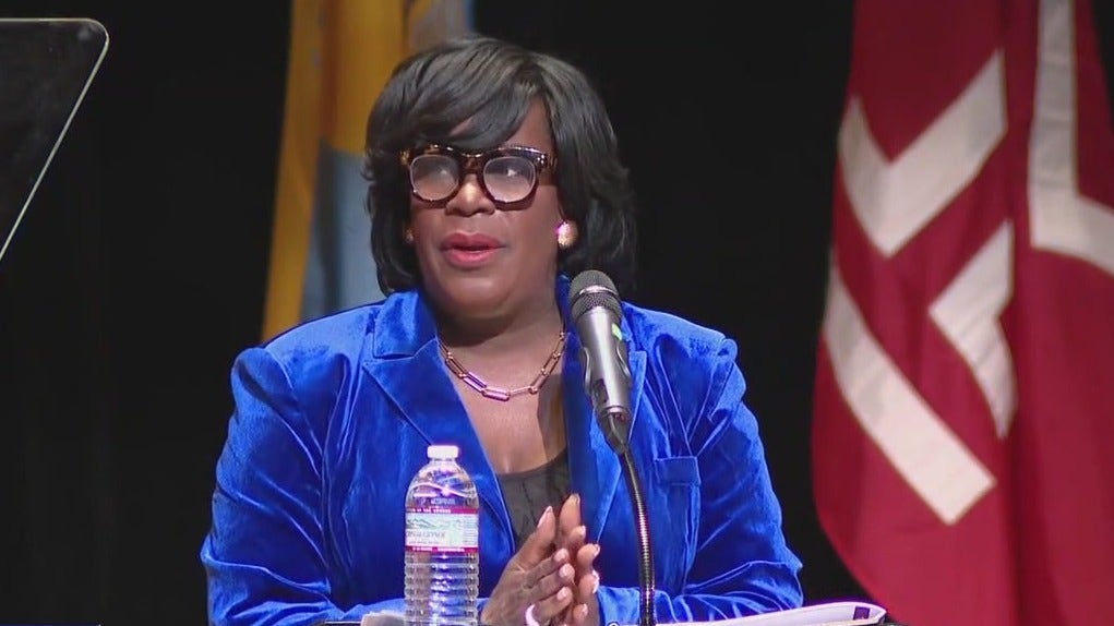 Mayor Parker proposes ride share and delivery taxes in $7B budget plan