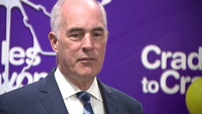 PA Senator Bob Casey visits Philadelphia non-profit in farewell tour