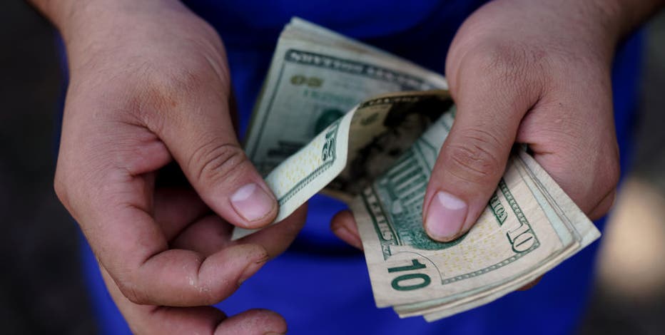 New Jersey minimum wage increase among new state laws for 2025