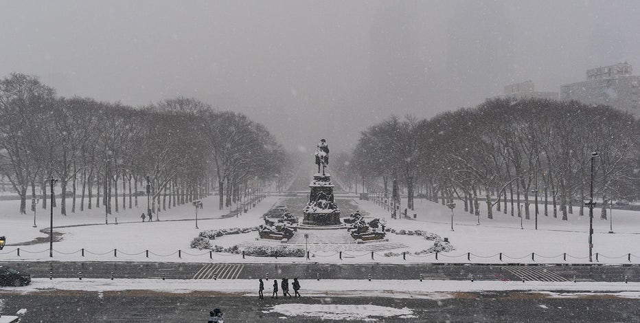 When will the first snowfall hit Philadelphia this fall, winter?