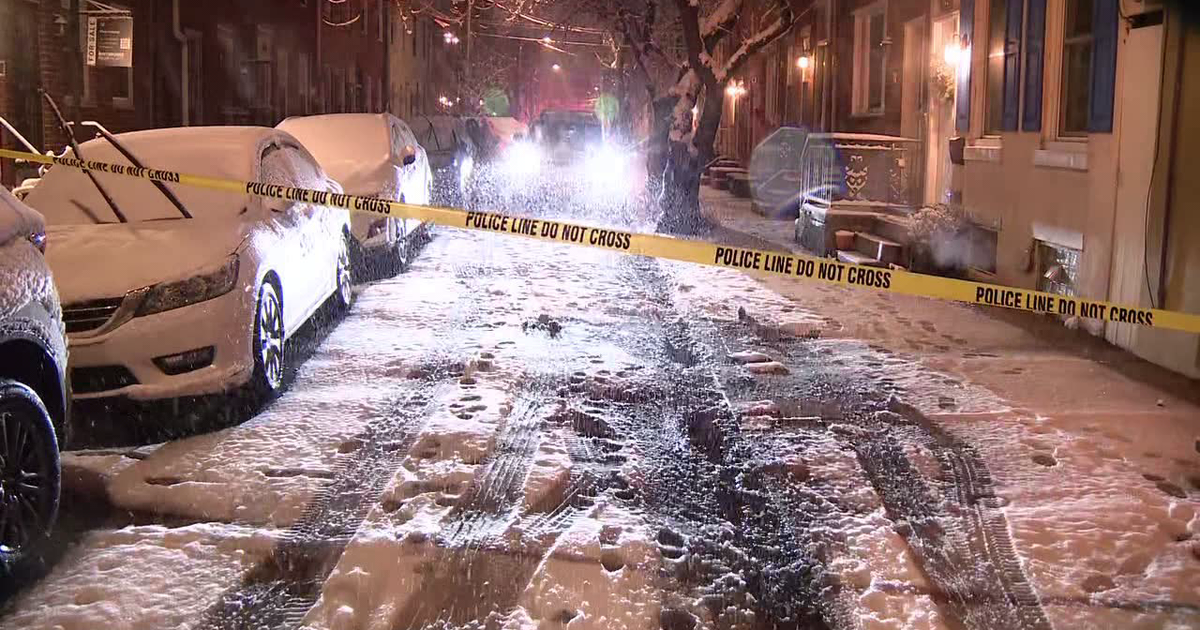 Man shot dead on couch during home invasion in South Philadelphia ...