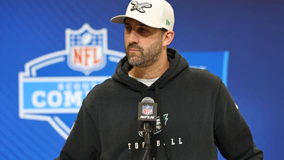 Nick Sirianni pushes back against proposal to ban Eagles' tush push