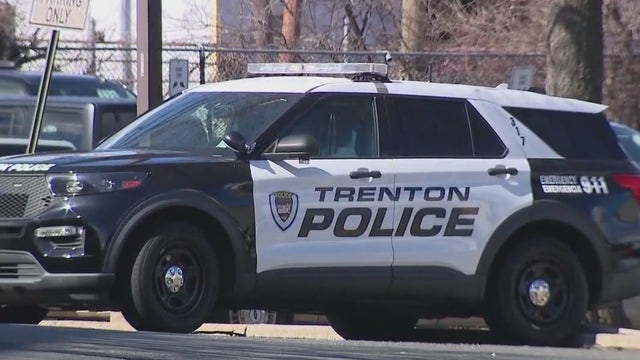 Trenton police officer shot, expected to recover