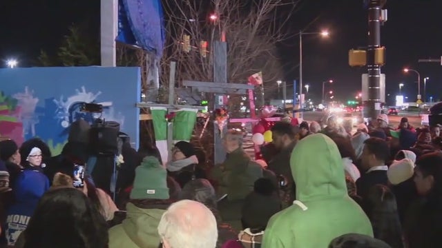 Philly plane crash: Emotional vigil at crash site held for those impacted