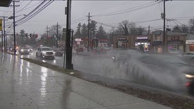 Philadelphia weather: Storm system floods roadways, knocks power out during rush hour