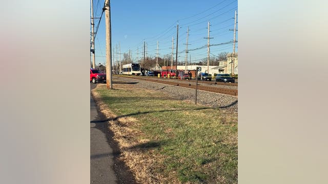 Pedestrian-train accident caused suspended River Line service in Cinnaminson