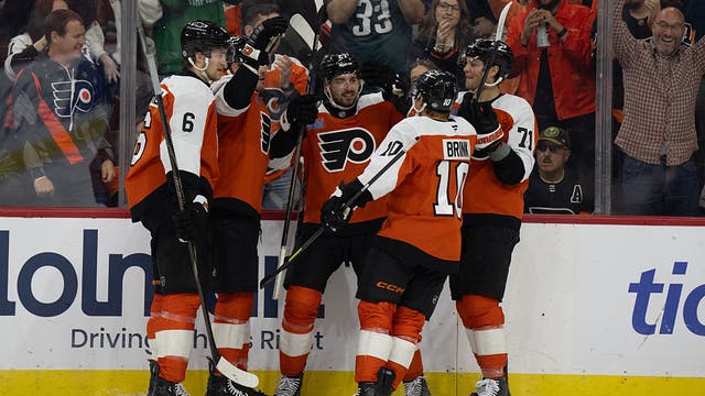 Matvei Michkov has 2nd straight 2-goal outing to lead the Flyers past the Sabres 7-4