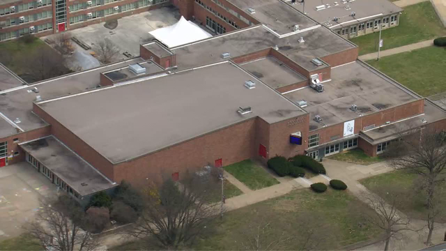 Student arrested for trying to bring gun into Philadelphia high school: police