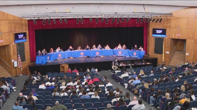 South Jersey school district approves interim managing superintendent while current super on leave
