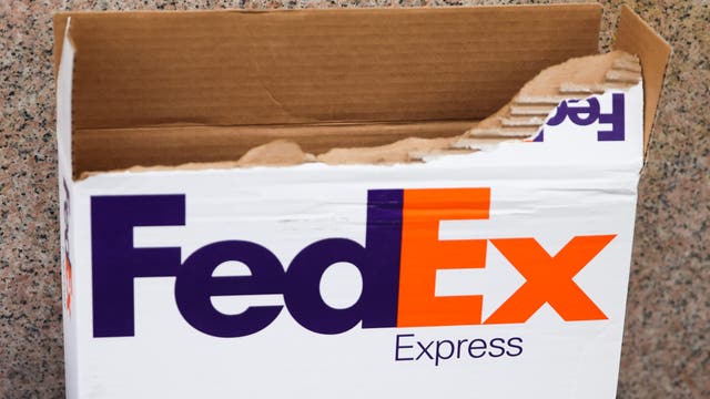 Pennsylvania FedEx employees accused of stealing phones from shipments to resell