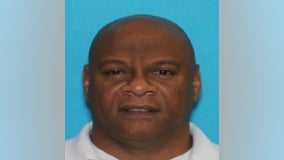 Man wanted for deadly double shooting on Philly street in broad daylight