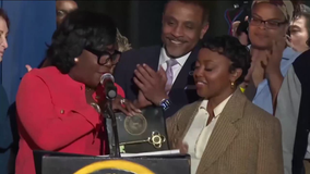 Philadelphia honors Quinta Brunson with key to the city, mural at alma mater