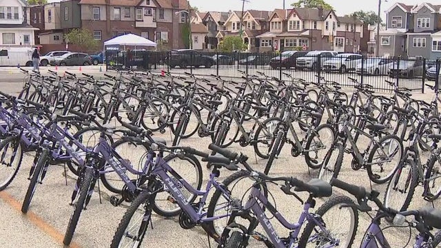 Philly elementary kids graduating from special program awarded free bikes